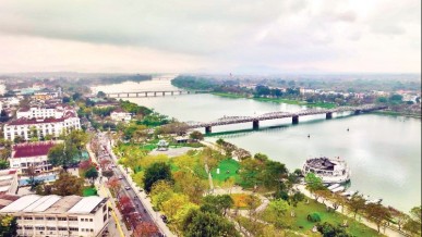 Shaping development structure of Hue City