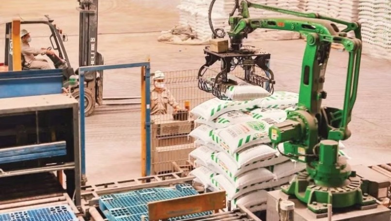 Businesses strive for double-digit growth