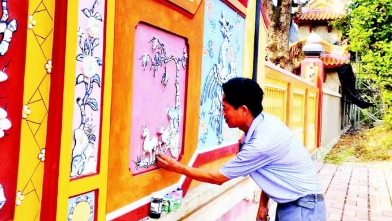 Preserving the golden splendour of Hue