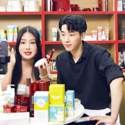 E- commerce drives export growth and creates major transformation opportunity for Vietnamese businesses