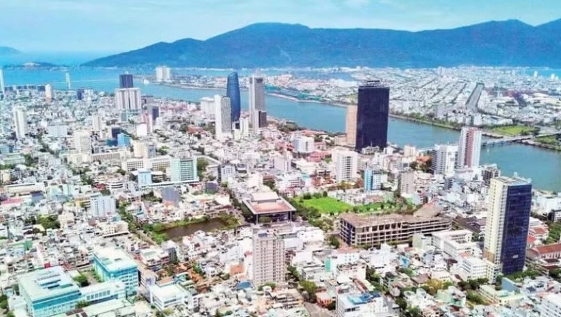 Building strong workforce for operation of International Financial Centre