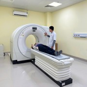 Why patients are staying local at Yen Phong General Hospital?
