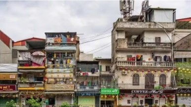 From expanding projects to building sustainable urban centres