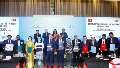 Businesses play a key and pioneering role in Vietnam-Sri Lanka cooperation