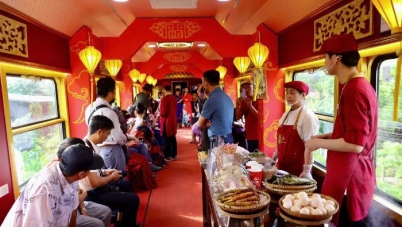 The distinct identity of “Connecting Central Heritage” train