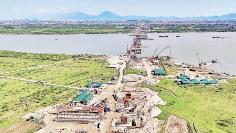 "Runway" for Viet Nam’s economic take-off
