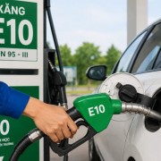 Oil and gas stocks diverge in the short term