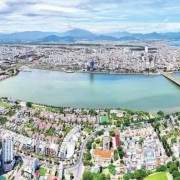Da Nang fosters balanced and sustainable development