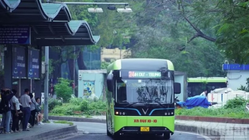 Ha Noi promotes green transport through coordinated action