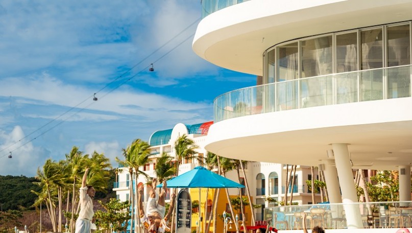 Sun World Hon Thom launches the world’s first next-gen water slide