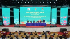 Hung Yen strengthens dialogue with businesses