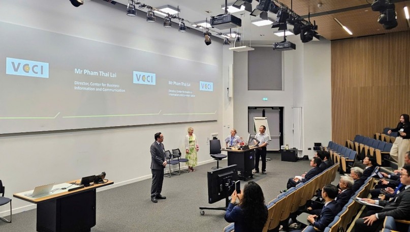 VCCI partners with Warwick Business School (WBS) to deliver executive leadership training for Petrolimex