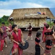 Responsibility in leveraging traditional culture