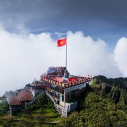 Sun World Fansipan Legend tops Agoda bookings as Fansipan cable car marks 10 years