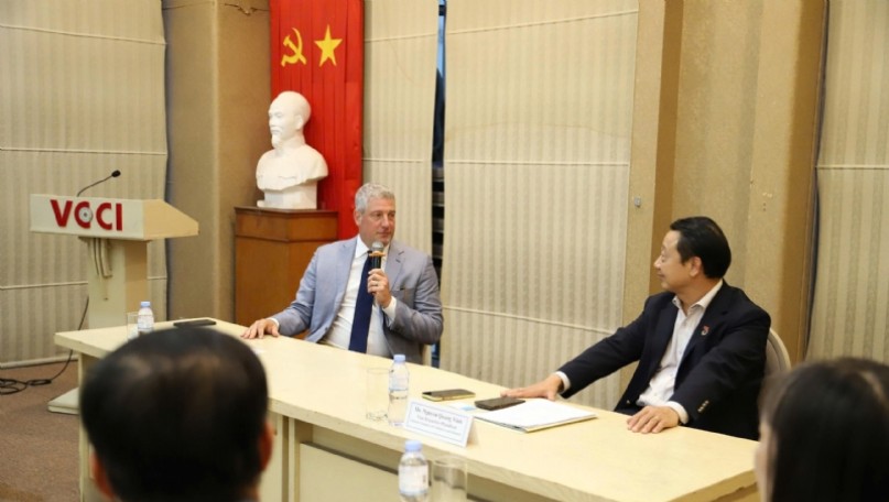 VCCI, U.S. Congressional Delegation Discuss Investment Climate, Private Sector Development