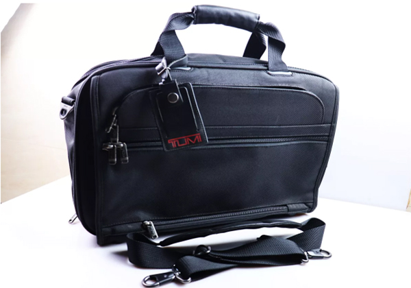 Polyester Black Trolley Travel Bags at Rs 500 in Mumbai | ID: 3660591573